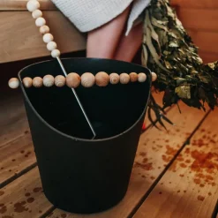 Aarikka saunakiulu Nuppu musta/mänty