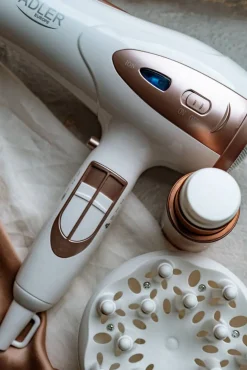 Adler hiustenkuivain 2200 W