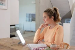 Beurer kirkasvalolamppu TL35