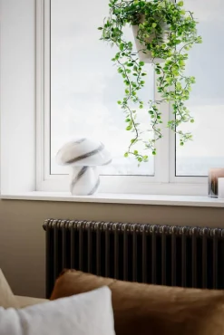 By Rydéns pöytävalaisin Mira Mushroom valkoinen / musta