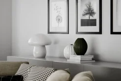 By Rydéns pöytävalaisin Mira Mushroom valkoinen