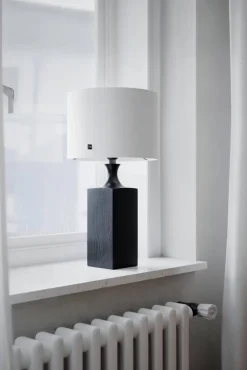 By Rydéns pöytävalaisin Woody korkea musta/valkoinen