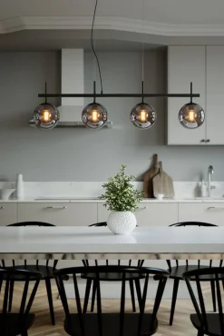 By Rydéns riippuvalaisin Boyle 4-os savunharmaa