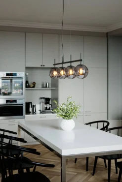 By Rydéns riippuvalaisin Boyle 4-os savunharmaa