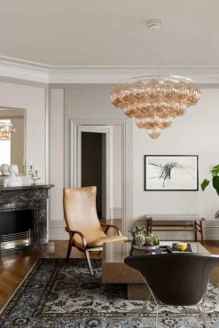 By Rydéns riippuvalaisin Gross Giant amberinvärinen