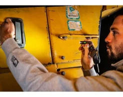 Coast avaimenperävalaisin KL20R ladattava