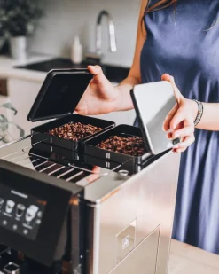 DeLonghi kahviautomaatti Maestosa musta