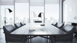 Design by Grönlund Vigo USB pöytävalaisin valkoinen