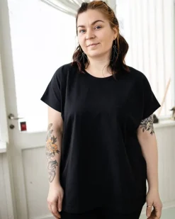 Ehta by Dream Circus t-paita Katri musta