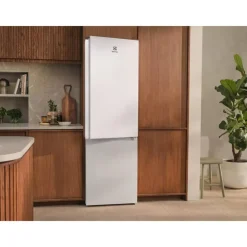 Electrolux jääkaappipakastin LNT6MD32W