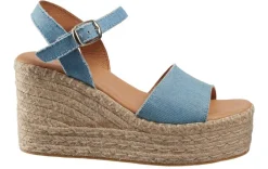 Essentials x Ulanka sandaalit Terrati DEN