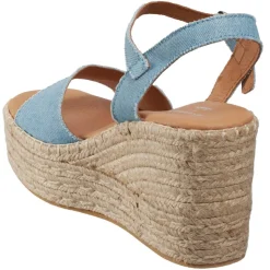 Essentials x Ulanka sandaalit Terrati DEN