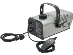 Eurolite savukone kotikäyttöön tai pieniin tilaisuuksiin