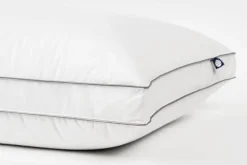 Familon Down High untuvatyyny 50x60 cm 920 g