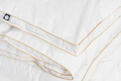 Familon Down Warm tuplapeitto 230x210 cm 1400 g