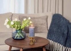 Fanni K Home pöytäkynttilä Rustiikki 6,8x12 cm yönsininen