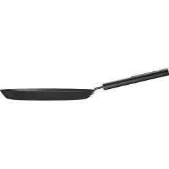 Fiskars Hard Face ohukais- /omelettipannu 22 cm