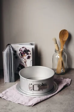 Heirol Leivonta irtopohjavuoka 20x7,6 cm anodisoitu alumiini