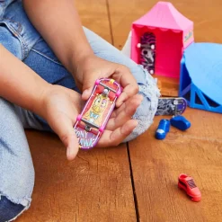 Hot Wheels Skate Amusement Park Skate Set