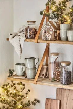 IB Laursen talolyhty Stillenat piparkakkutalo