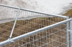 Jämpti kulmatuki Pro kuumasinkittyyn tarhaan