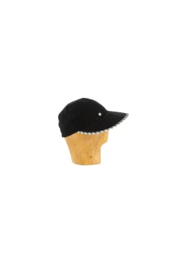 KN Kati Niemi hattu Aliisa