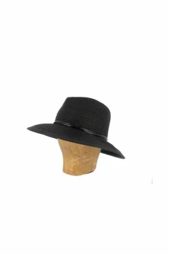 KN Kati Niemi hattu Blanka