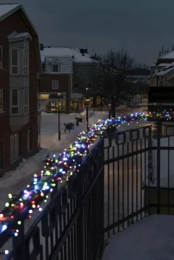 Konstsmide LED-ulkovalosarja Cluster 400-os.