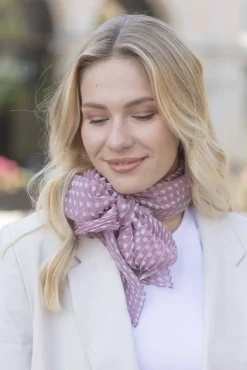 Lasessor huivi Milka