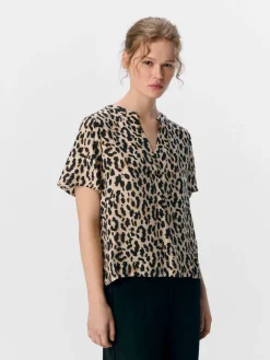 Object pusero Objkarina Leo