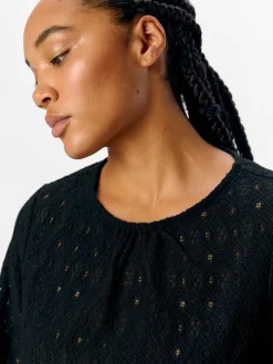 Object pusero Objlaila