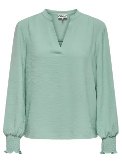 Only pusero Onlmette Jadeite