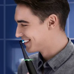 Oral-B sähköhammasharja iO6S Black