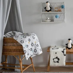 Pentik Pingviini pussilakanasetti musta 85x125 cm + 36x46 cm