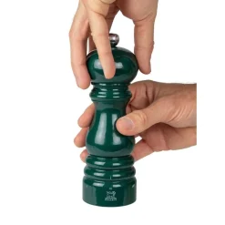 Peugeot Z-suolamylly Paris karkeudensäädöllä 18 cm Green For