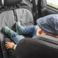 Reer TravelKid Maxi Protect istuinsuoja takapenkin selkänojaan