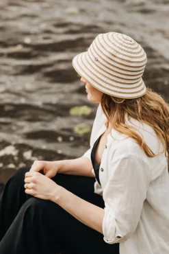 Salon hattu Cannes Ribbon Striped