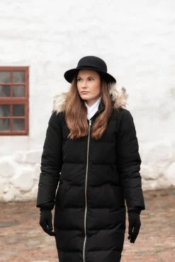 Salon hupahattu Sonja 10