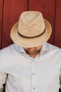 Salon lakkitehdas olkihattu Raffia Trilby Crochet