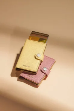 Secrid lompakko Miniwallet Pebble Butter Yellow