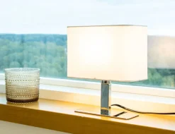 Sessak Iben pöytävalaisin kromi/valkoinen varjostin