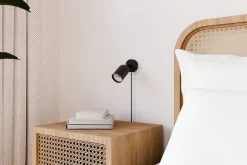 Sessak seinävalaisin Kippo musta