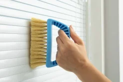 Sini sälekaihdinharja