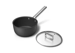 Smeg kattila 2,8 L musta