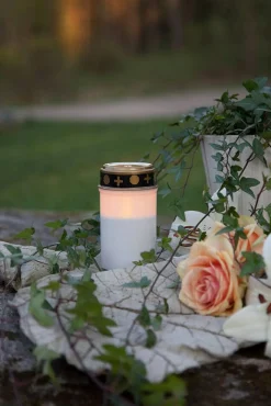 Star Trading LED-hautakynttilä Serene 12 cm valkoinen