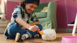 Teksta interaktiivinen kissanpentu Purro