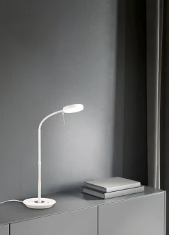 Trio Lighting LED pöytävalaisin Monza mattavalkoinen