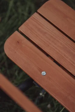 Varax istuinryhmä Rasta Viking,  mustalla rungolla