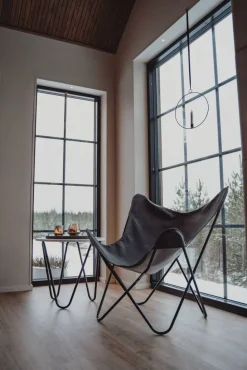 Varax Lepakkokangas 36A musta keinonahka