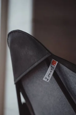 Varax Lepakkokangas 36A musta keinonahka